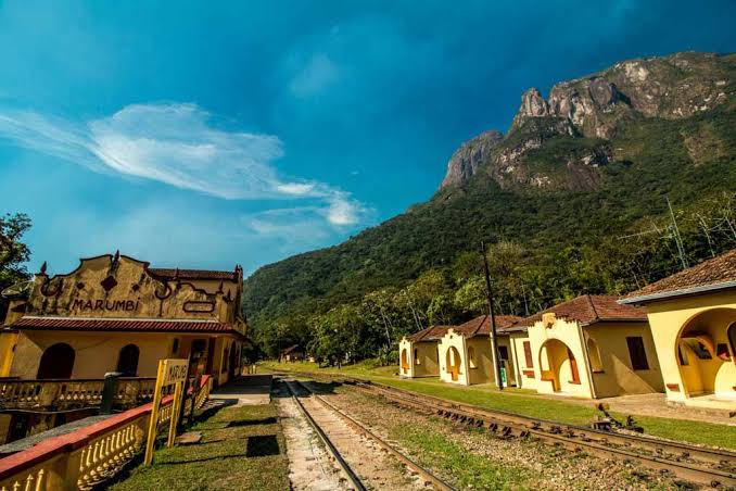 Pico do Marumbi: por que essa montanha é considerada um símbolo do montanhismo no Paraná